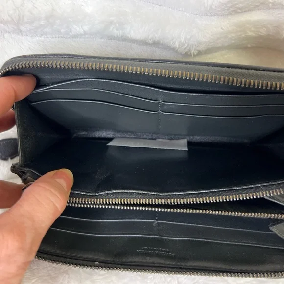 Bottega Veneta Authentic Zip Around Black Woven Long Leather Wallet - Picture 10 of 12